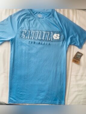 NWT Carolina Tar Heels Light Blue Short Sleeve Hi Performance Tee Dri Fit Shirt
